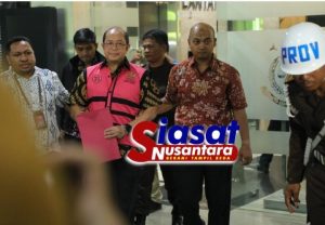 Tim Penyidik JAM PIDSUS Lakukan Penahanan Tersangka IR Terkait Perkembangan Perkara Korupsi Jiwasraya