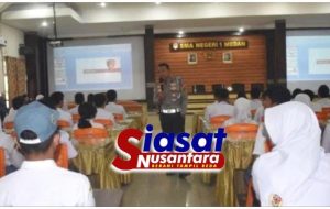 Wakasat Lantas Polrestabes Medan Ajak Siswa SMAN 1 Tertib Berlalulintas