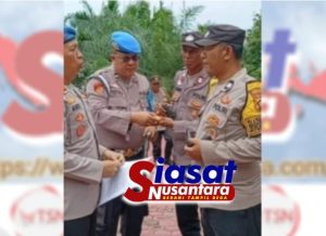 Propam Polres Muba Periksa Kelengkapan Identitas dan Ponsel Anggota Dalam Operasi Pekat Musi 2025