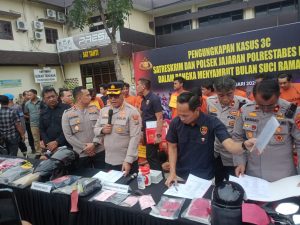 Kapolrestabes Medan Didampingi Kasat Reskrim dan Kapolsek Jajaran Paparkan Kasus 3C di Wilkum Polrestabes Medan