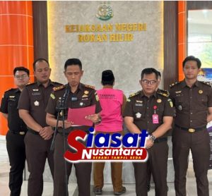 Kejari Rohil Tahan Tersangka Berinisial SJ, Kasus Dugaan Korupsi Pembangunan SMPN 4 Panipahan