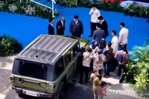 Presiden Prabowo Luncurkan Kendaraan Taktis Listrik MV3 EV “Pandu” di Indo Defence