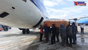 Dua Jenazah Korban Penembakan OPM Dipulangkan dengan Pesawat Trigana Cargo