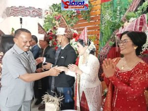 Dr. Maruli Siahaan Hadiri Dua Acara Pernikahan di Kota Medan