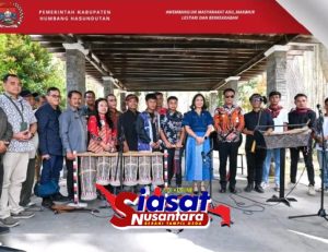 Bupati Humbahas Sambut Wakil Menteri Pariwisata di Kabupaten Humbang Hasundutan