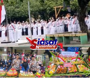 SMP Negeri 4 Pekanbaru Gelar Upacara Bendera Kemerdekaan HUT RI ke-80 dengan Khidmat dan Penuh Semangat