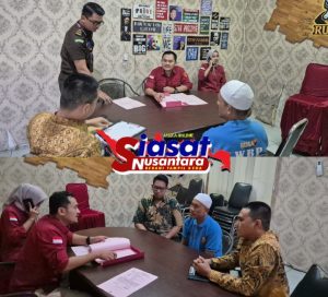 Kejati Riau Serahkan Tersangka IR dan  Barang Bukti Pada Penuntut Umum,  Perkara Dugaan Tipikor Pekerjaan Pembangunan Pelabuhan Sagu-Sagu Lukit Tahap V