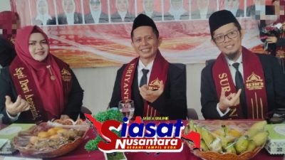 Membanggakan, Kepsek dan 2 Guru SDN 10 Mentok Resmi Sandang Gelar Magister Pendidikan