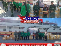 Wujud Kepedulian TNI, Persit KCK PD XIII/Merdeka Salurkan Bantuan Kemanusiaan untuk Korban Banjir Bandang Sitaro
