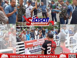 Gabungan 18 Organisasi, LSM, Ormas dan Organisasi Profesi Muba Gelar Aksi Demo Tuntut Kinerja Pemkab Dalam Pembangunan Muba Maju Lebih Cepat